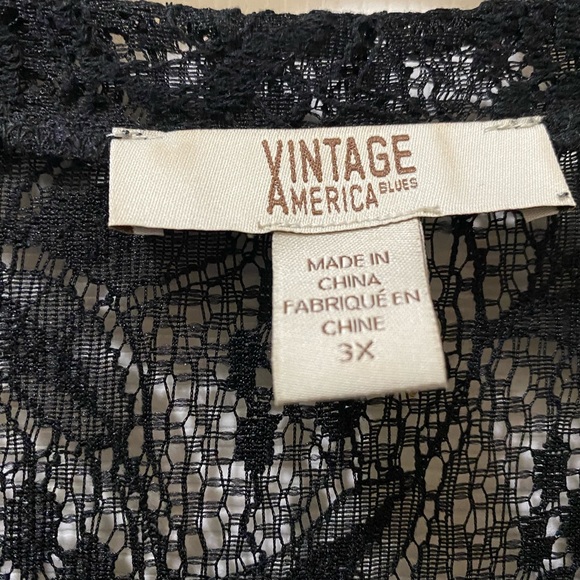 Lace shirt - Picture 2 of 3